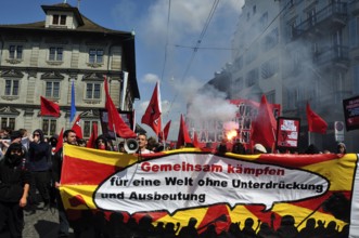 The black bloc of left-wing autonomists at the 1 May rally at Zurich City Hall