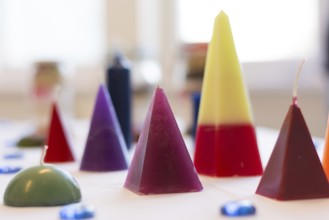 Mould your own candles in different colours and shapes