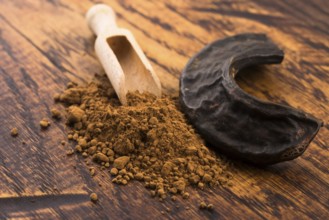 Carob pods and carob powder