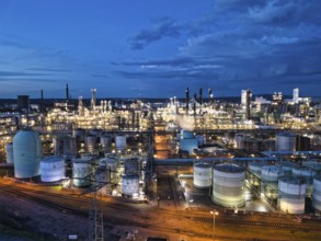 AirLiquide operates several plants at the OQ Chemicals chemical park in the city of Oberhausen: air