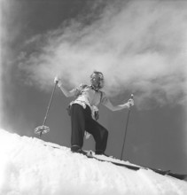 In the snowy mountains 1940s. Olga Sjögren from Stockholm is dressed in the typical 1940s winter