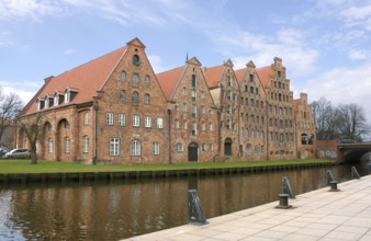 The salt reservoirs are a group of warehouses on the Lübeck Obertrave directly next to the