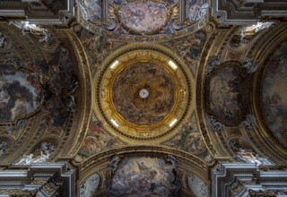 Rome, Roma, Il Gesu, built from 1568, view into the dome