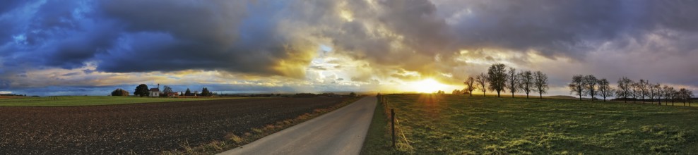 Panorama, weather mood in the evening sun