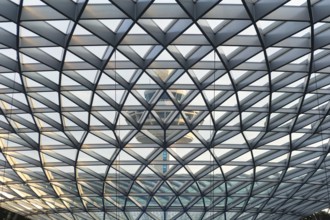 28.04.2019, Singapore, Republic of Singapore, Asia, View from the new Jewel Terminal to the control