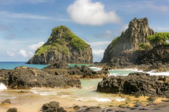 Turquoise water around the Two Brothers rocks, Fernando de Noronha, UNESCO World Heritage Site,