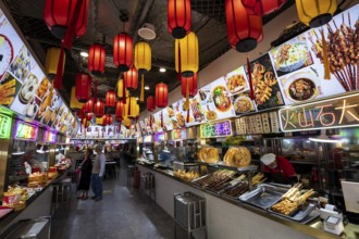 Food court, street food, Asian food, Yuyuan Bazar, Yu Yuan, Yu Garden, Old Town, Shanghai, People's