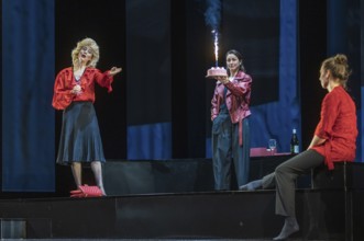 Replay by Yael Ronen at the Schaubühne in Berlin. In 1988, an opera singer from the GDR stays in