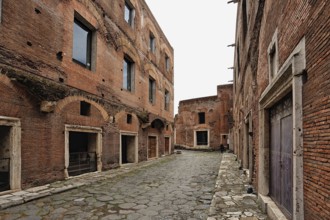 A picture of Traiano's market in Rome
