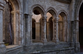 Valmagne near Montpellier, abbey, cloister, well house