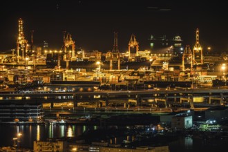 Keihin industrial zone which is visible from Yokohama Landmark Tower. Shooting Location: