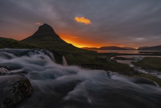 Kirkjufell at sunrise, Grundafjördur, Snaefellsnes, Iceland, Europe