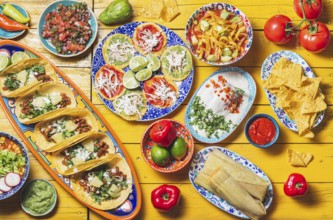 Food, Mexican festive food for independence day, independencia chiles en nogada, tacos al pastor,