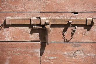 An image of an old rusty lock