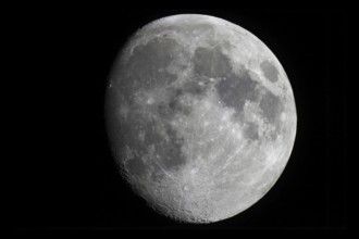 Half Moon Background, Gibbous moon Earth's natural satellite