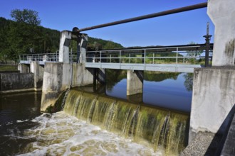 Altmühltal Nature Park, Dam at the Altmühl near Beilngries, Upper Bavaria, Germany, Altmühltal