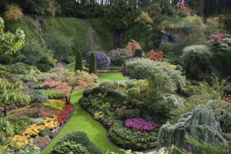 Sunken Garden - the central and most beautiful part of park complex. Butchart Gardens - set of