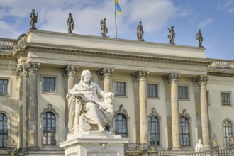 Monument to Wilhelm von Humboldt, Main Building, Humboldt University, Unter den Linden, Mitte,
