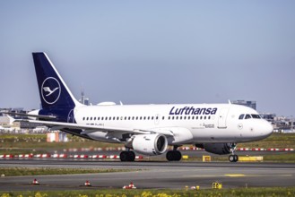 Fraport Airport in Frankfurt am Main. Aircraft in front of take-off. Aircraft registration number: