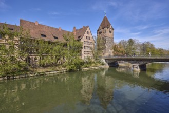 Schuldturm, river Pegnitz, bridge, historical buildings, house, trees, reflections, water surface,