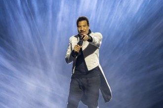 Lionel Richie live on Say Hello To The Hits 2025 Tour at the Berlin Uber Arena on 03.07.2025