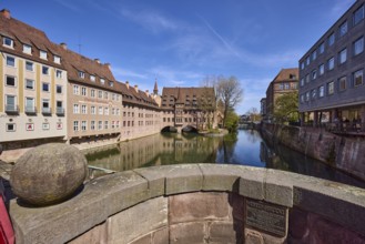 Heilig-Geist-Spital, Spital-Apotheke, river Pegnitz, museum bridge, facades, windows, sandstone
