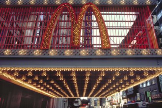 Illuminated advertising of the McDonald logo, also called Golden Arches, Manhattan, New York City,