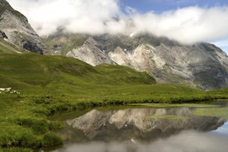 Lake in the Cirque de Troumouse basin in the Pyrenees National Park near Gavarnie-Gèdre, France