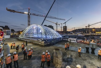 First entrance portal at the new Stuttgart main station completed. One of four so-called lattice