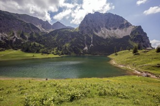 Lower Gaißalpsee, behind Rubihorn, near Oberstdorf, Oberallgäu, Allgäu Alps, Allgäu, Bavaria,