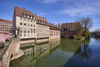 Pedestrian bridge, river Pegnitz, general architecture, Heilig-Geist-Spital, historical buildings,