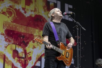 Ian McCallum, guitarist, Little Fingers, punk rock band, Northern Ireland, open air at the Citadel