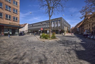 Bus turnaround, general architecture, trees, blue sky, cirrostratus clouds, alleyway Spitalgasse,