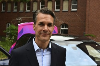 Charite and BMW launch study and test in-car sensors that measure and monitor health and vital