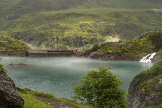 The Lac des Gloriettes reservoir in the Pyrenees near Gavarnie-Gèdre, France