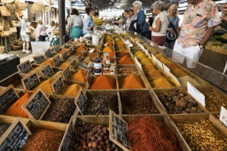 Market stall with spices, market hall, Marche Provencal, Antibes, Provence Alpes Côte d'Azur, South