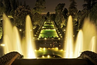 Neptune Fountain, Fontana di Nettuno, fish ponds, Renaissance garden of Villa d'Este, water