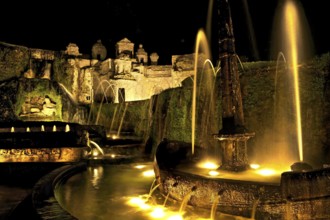 Fountain Fontana della Rometta e di Roma, Renaissance garden of Villa d'Este, ring fountain,