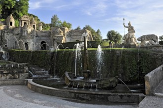 Fountain Fontana della Rometta e di Roma, Renaissance garden of Villa d'Este, water features,