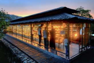 Temple of the sacred Tooth Relic or Sri Dalada Maligawa, Oil candel fence, Kandy, Sri Lanka