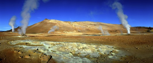 Steam wells, Namarskard, Hverfjell, Iceland, Steam wells, Sulfatarenfeld Namarskard, Iceland,