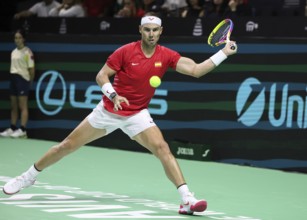Der spanische Tennisspieler Rafael Nadal in Aktion bei den Davis Cup Finals 2024, Palacio de