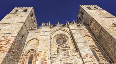 Cathedral of Sigüenza, Cathedral of Santa María de Sigüenza, 12th Century Romanesque Style, Spanish