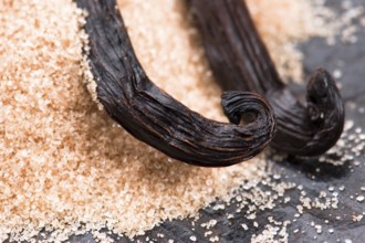 Vanilla beans with brown sugar