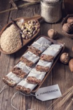 Bar of amaranth