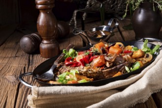 Tender beef with various vegetables