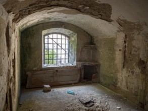 Walking along abandoned corridors of an underground military fortress