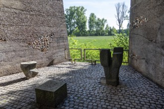 The Tor Tor of the Dead, the Rheinberg memorial to the dead on the ramparts - Rheinberg, North