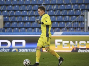 German soccer goalkeeper Ron-Thorben Hoffmann FC Bayern Munich II DFB 3rd league season 2020-21,