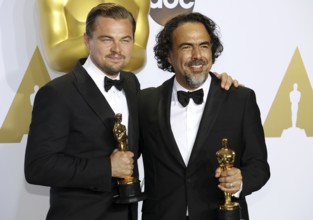 Leonardo DiCaprio and Alejandro Gonzalez Inarritu at the 88th Annual Academy Awards, Press Room